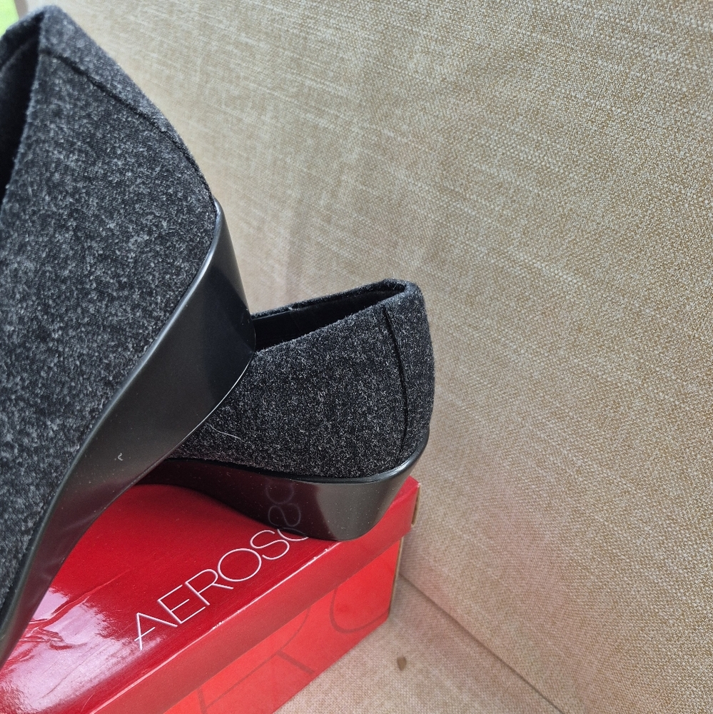 AEROSOLES Black with Grey Flecks Fabric Temptation Shoes 7.5 M NIB - Picture 2 of 7